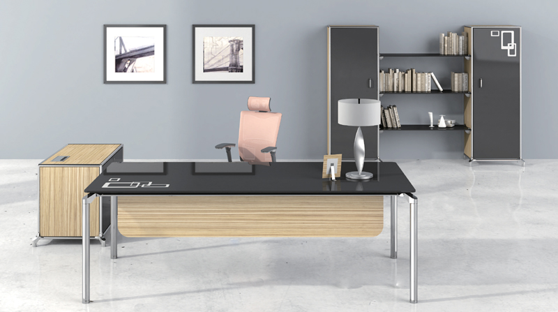 �ִ�ʵľ�칫̨